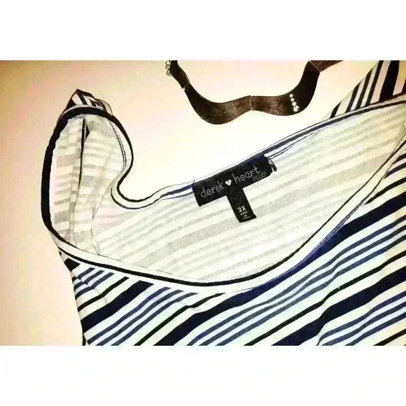 DEREK HEART PLUS Womans STRETCH Knit shirt BLUE and WHITE Stripes size 3x 24/26 - Picture 3 of 3